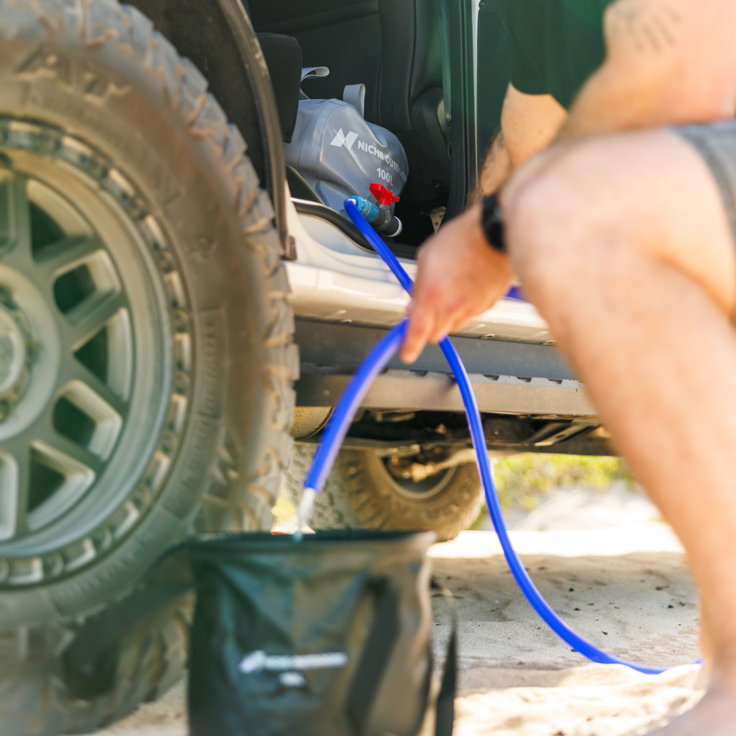 How to Use Your Niche Outdoors Water Bladder