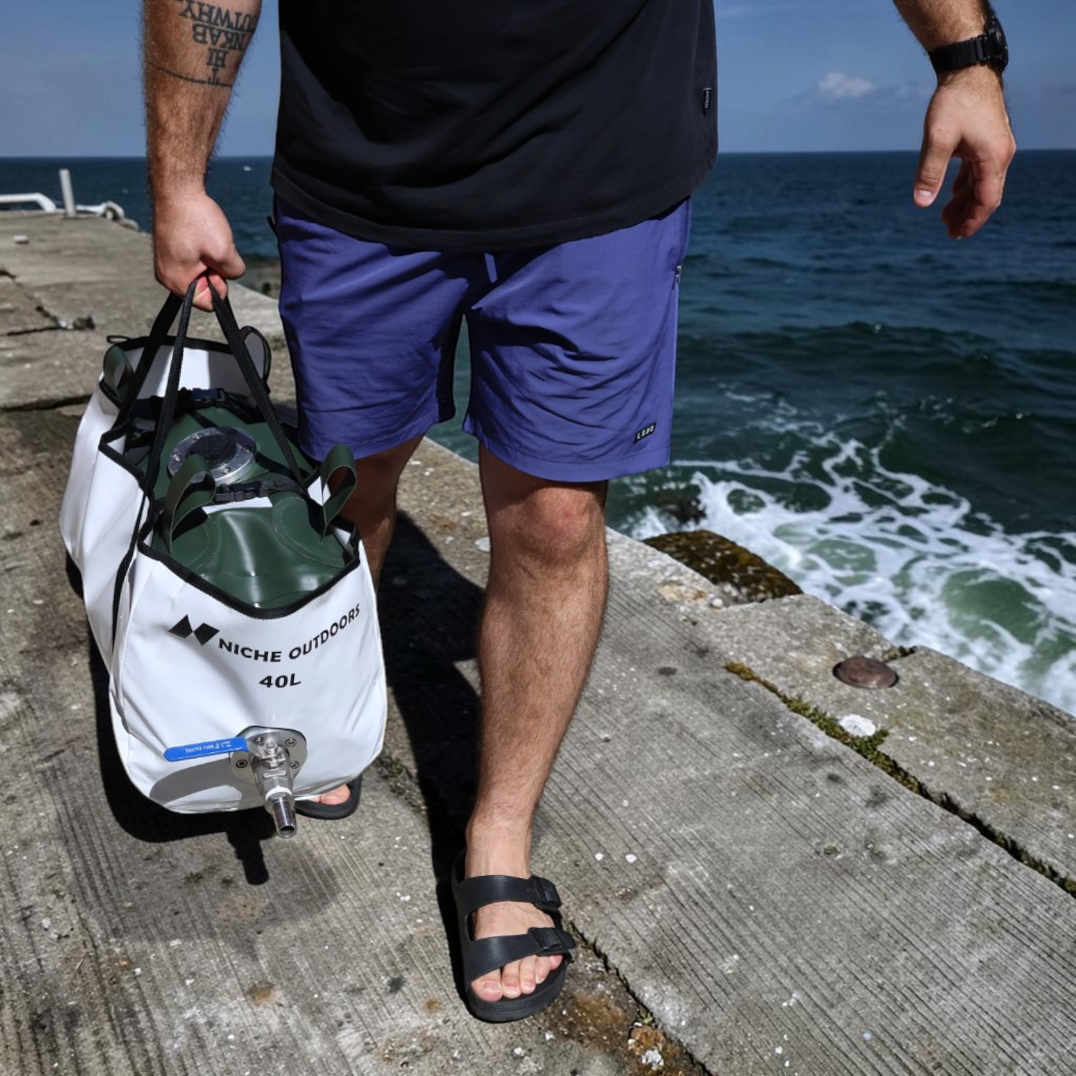 Niche Outdoors Bladder Carry Bag